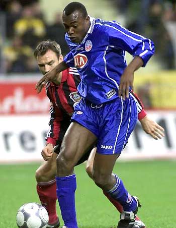 两支球队的 两支球队的